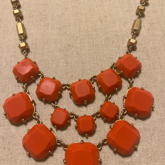 Stella & Dot Coral Bib Necklace - Picture 3 of 13